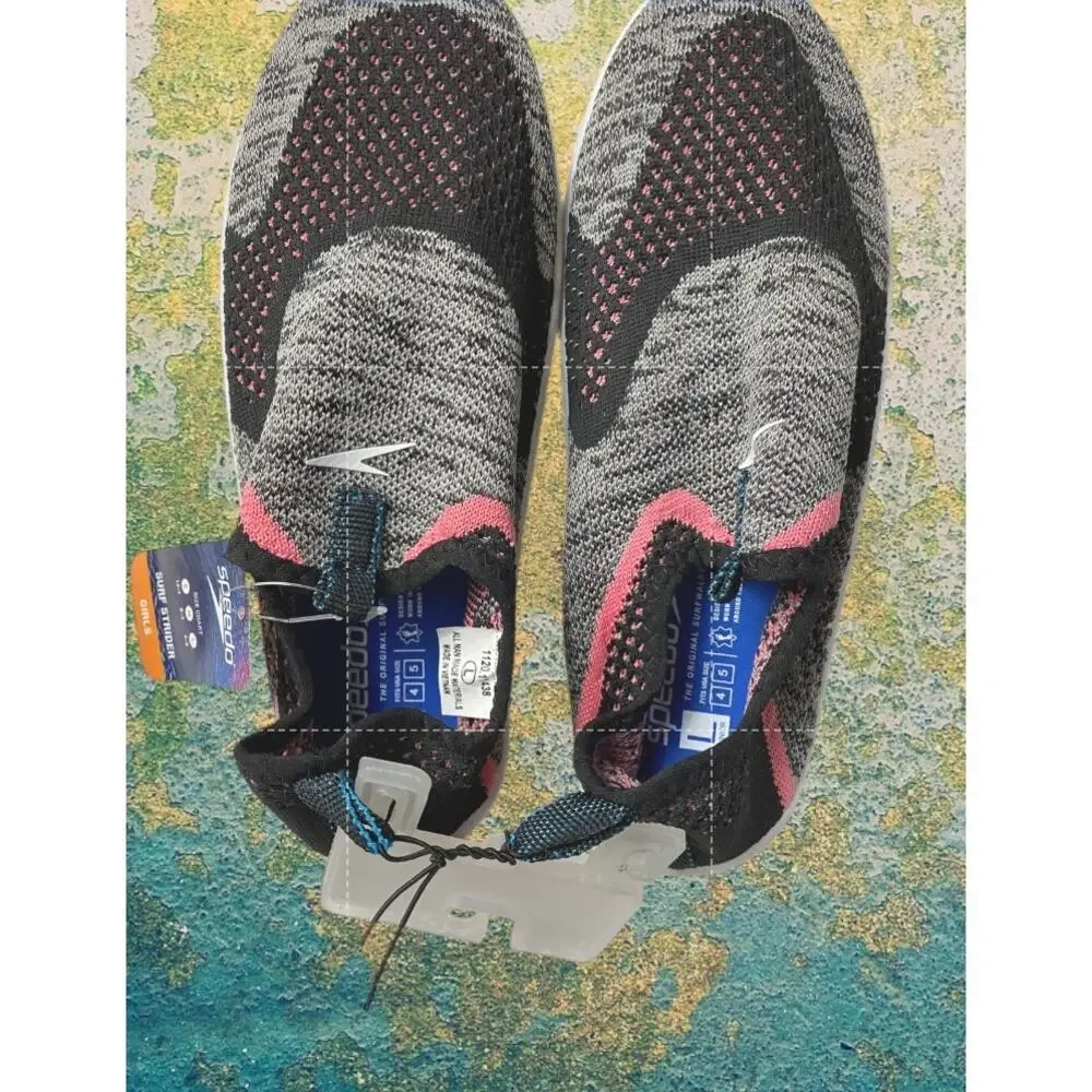 Speedo Surfwalker Water Shoes Junior L 4/5 Gray Pink Slip On Swim Beach NWT
